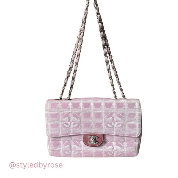 VINTAGE Authentic Chanel Pink Medium Nylon Travel Line Flap Bag - Picture 3 of 14